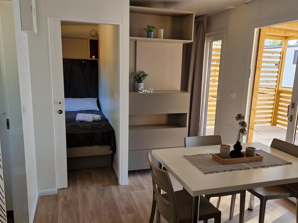 Mobile Home Sole Biograd na Moru Kültér fotó